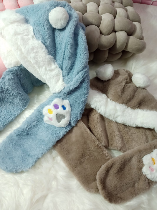 Cozy Critter Comfort: 2-in-1 Plush Animal Hat & Scarf Set