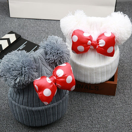 Minnie Mouse knitted bobble hat