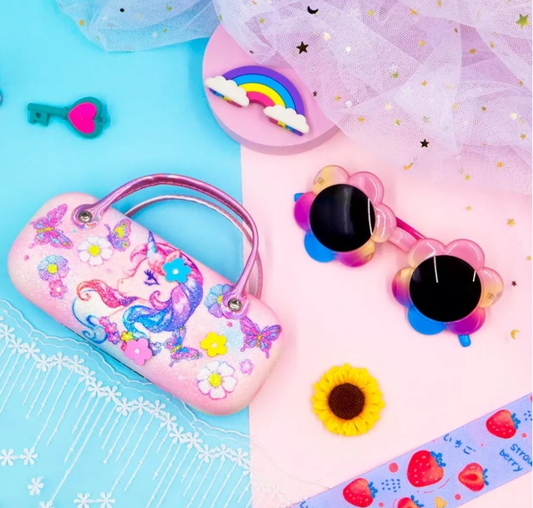VEST Unicorn sunglasses and hard case set