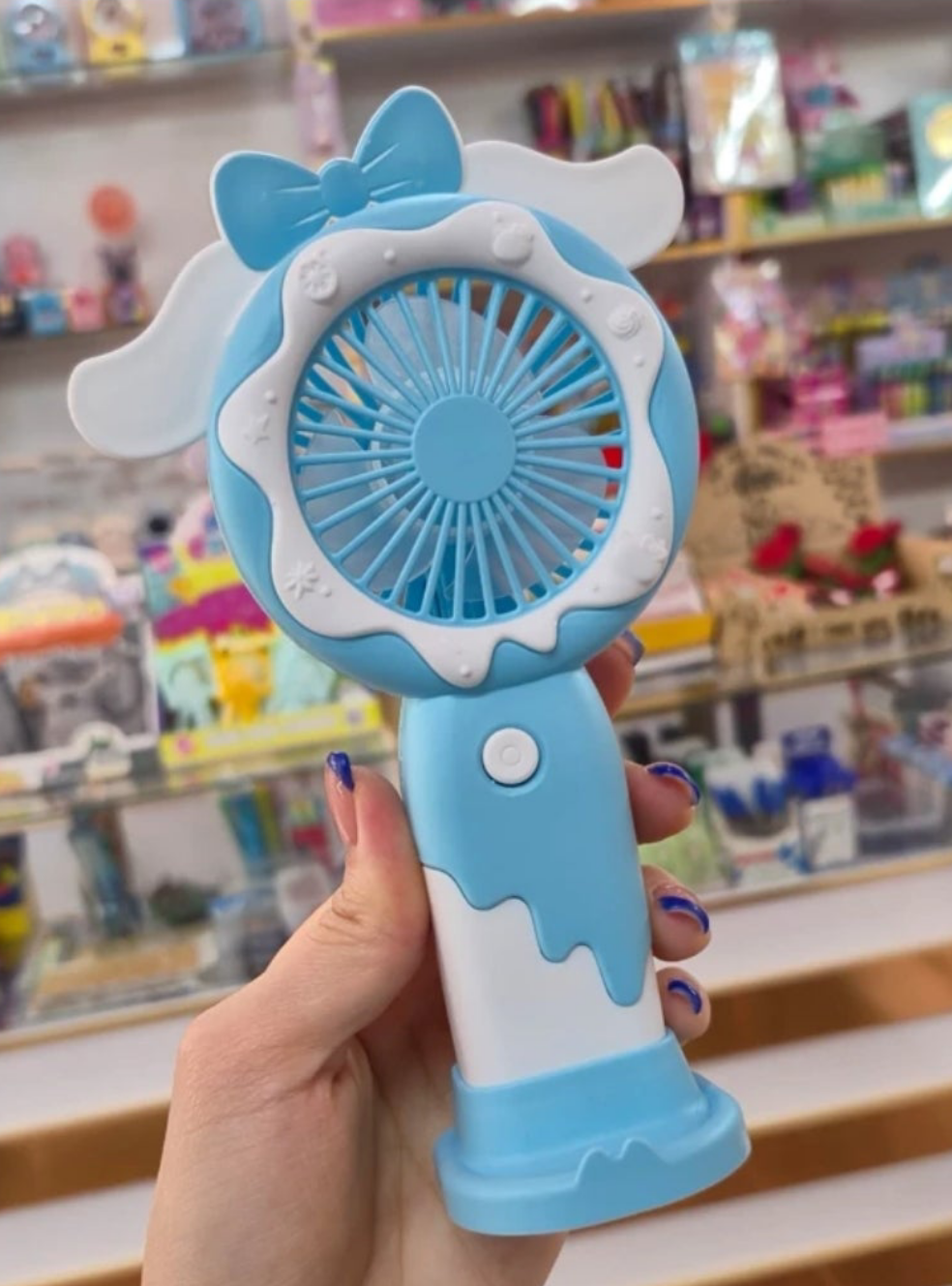 Handheld fans