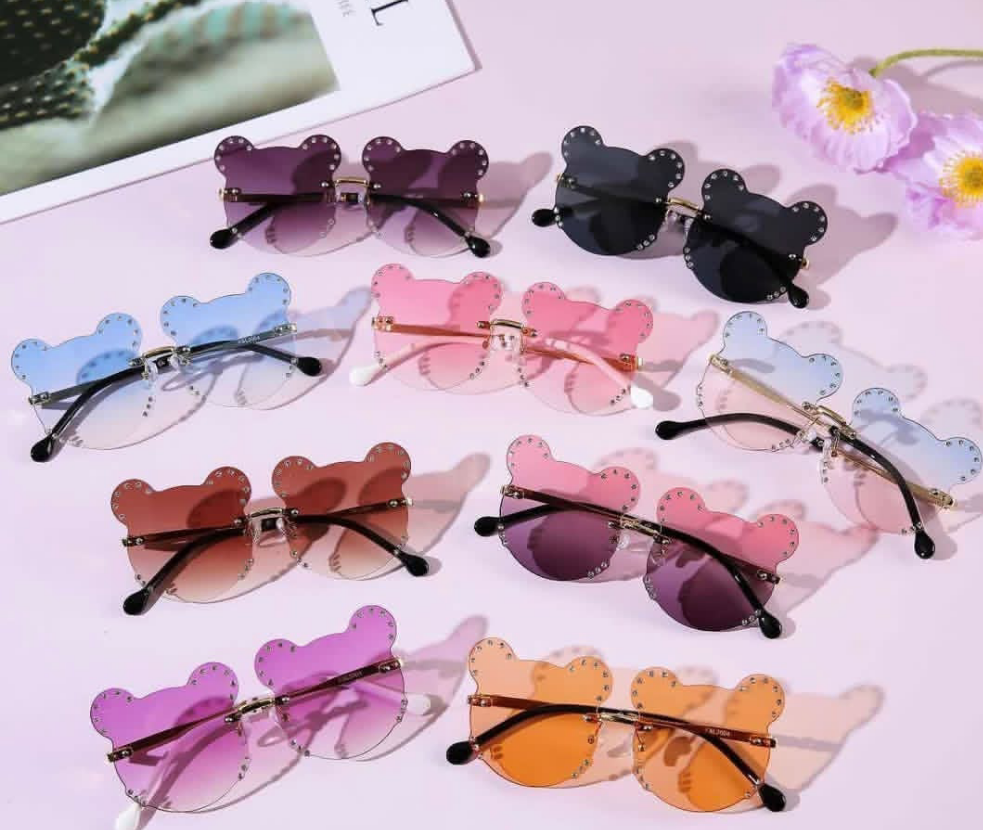 Bear Studed shape frame sunglasses