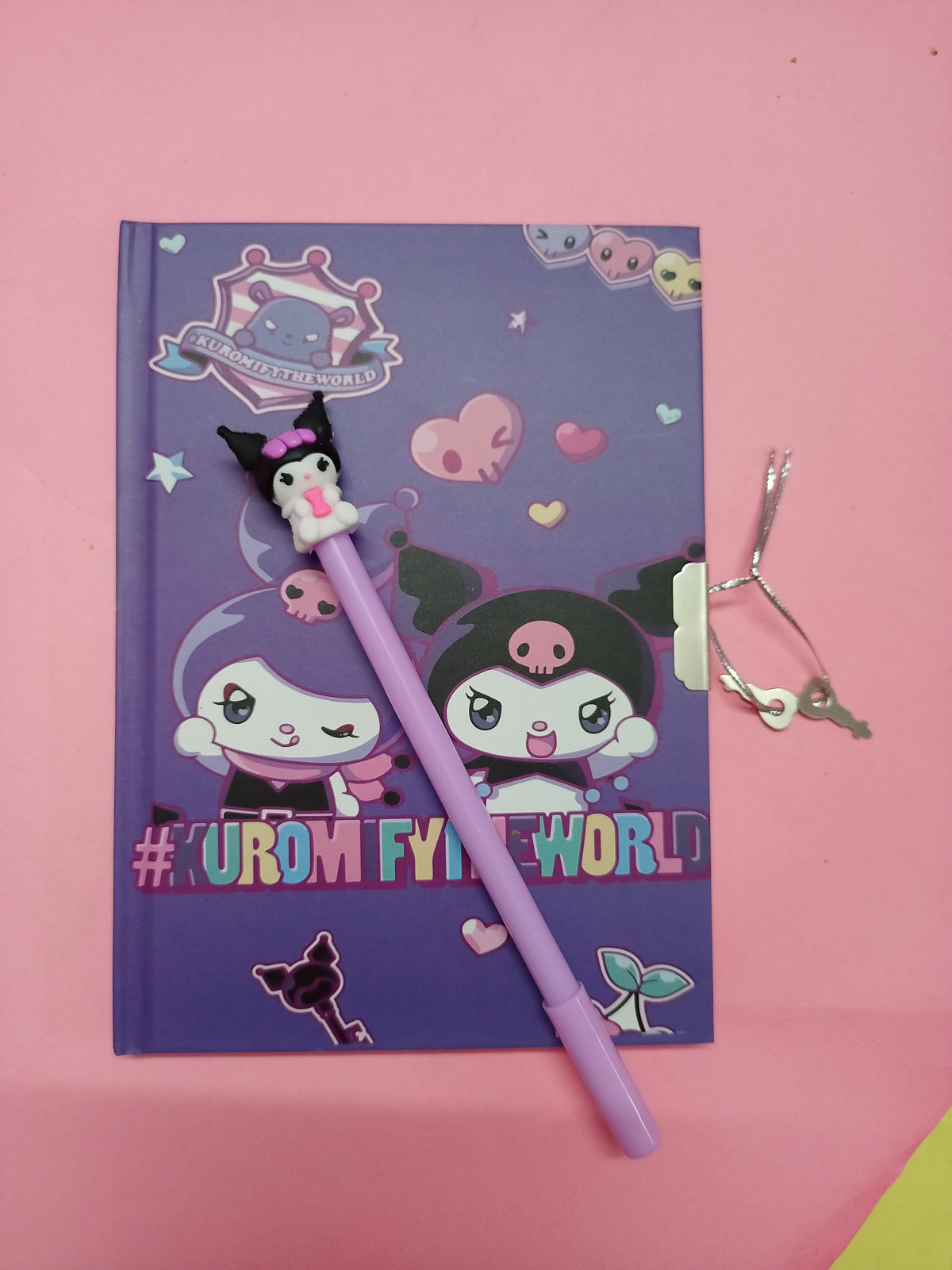 Sanrio Notebook and pen set with lock