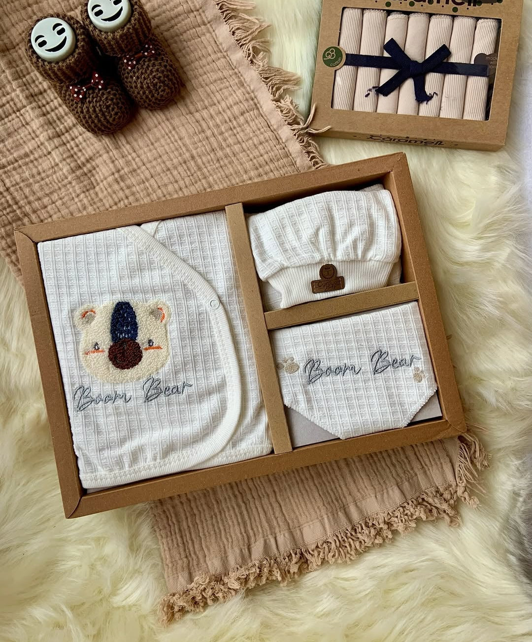 Boom Bear Muslin 5-Piece Baby Gift Set