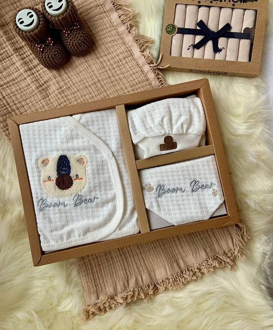 Boom Bear Muslin 5-Piece Baby Gift Set